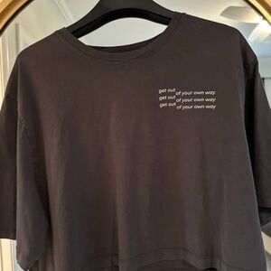 Rupi Laur “get out of your own way” Cropped Tee